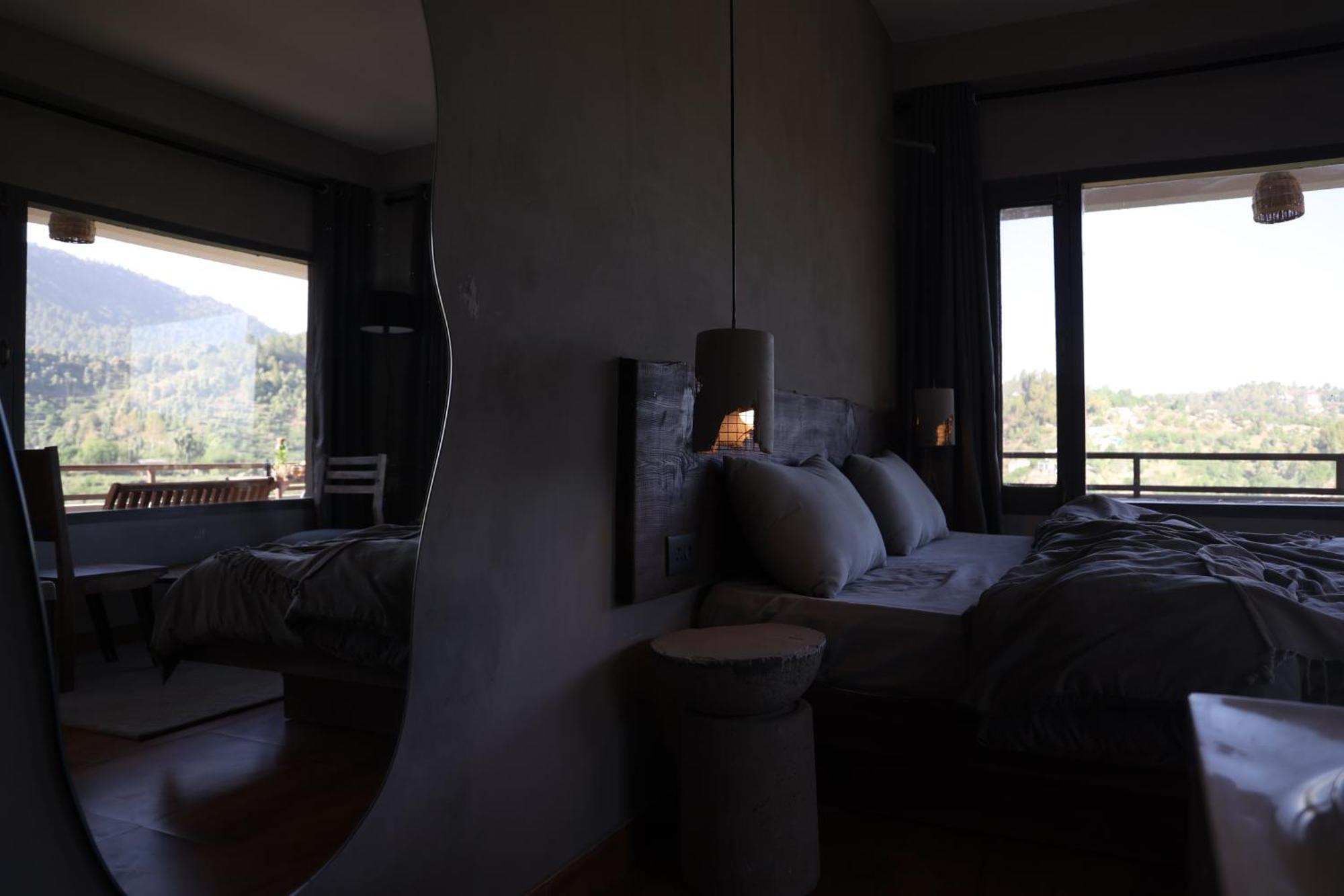 Exstasy Stays - Bathtub Rooms & Cafe - Your Romantic & Cozy Getaway - Thhpsociety - Mukteshwar Exteriér fotografie