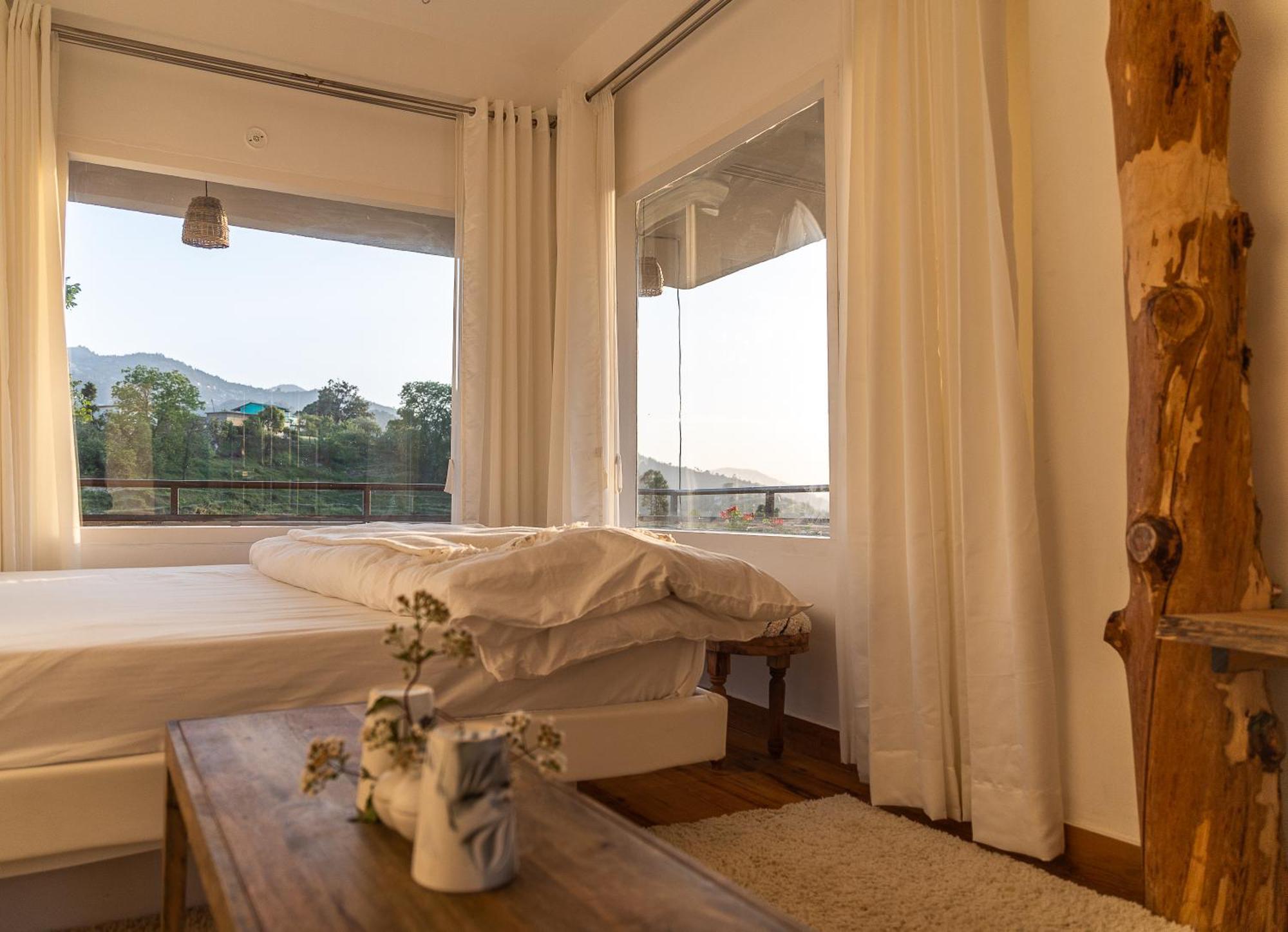 Exstasy Stays - Bathtub Rooms & Cafe - Your Romantic & Cozy Getaway - Thhpsociety - Mukteshwar Exteriér fotografie