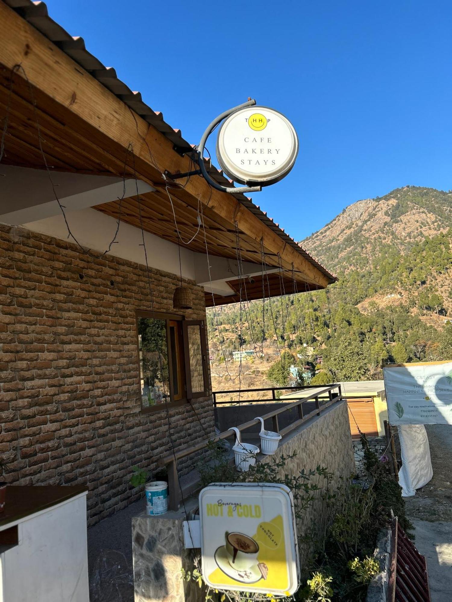 Exstasy Stays - Bathtub Rooms & Cafe - Your Romantic & Cozy Getaway - Thhpsociety - Mukteshwar Exteriér fotografie